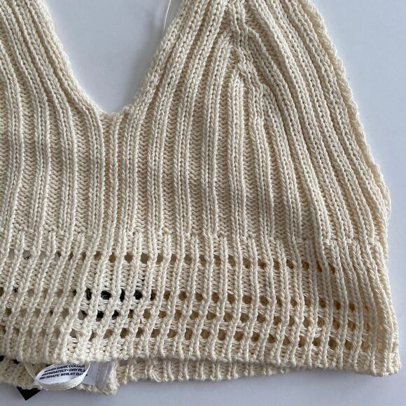 LF Call Me Eden Cream Crochet V-Neck Halter Crop Top Women's Size X-Small XS NWT - Picture 3 of 6